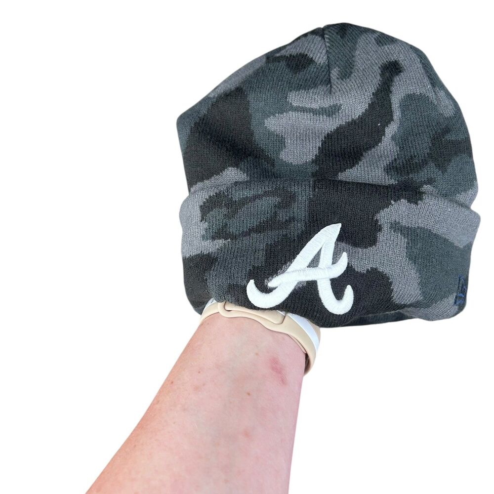 Atlanta Braves Hat Cap Mens One Size Gray MLB Baseball Camo Beanie New Era